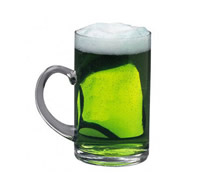 Кружка зеленого пива